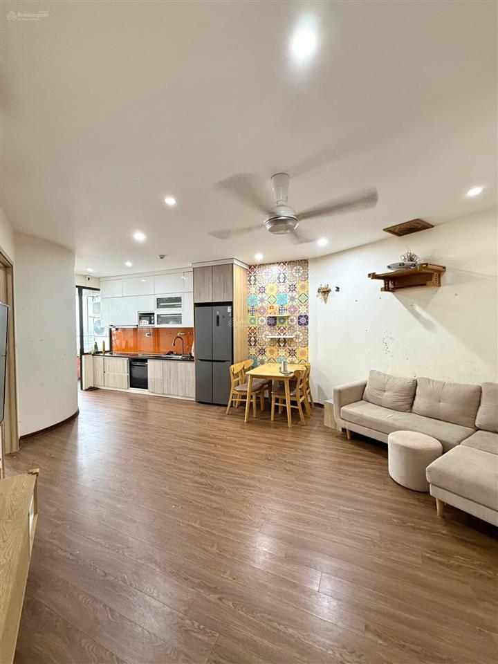 Cho thuê căn hộ tháp doanh nhân thanh bình, mỗ lao, hà đông 70m 2 ngủ full đồ 10,5 triệu
