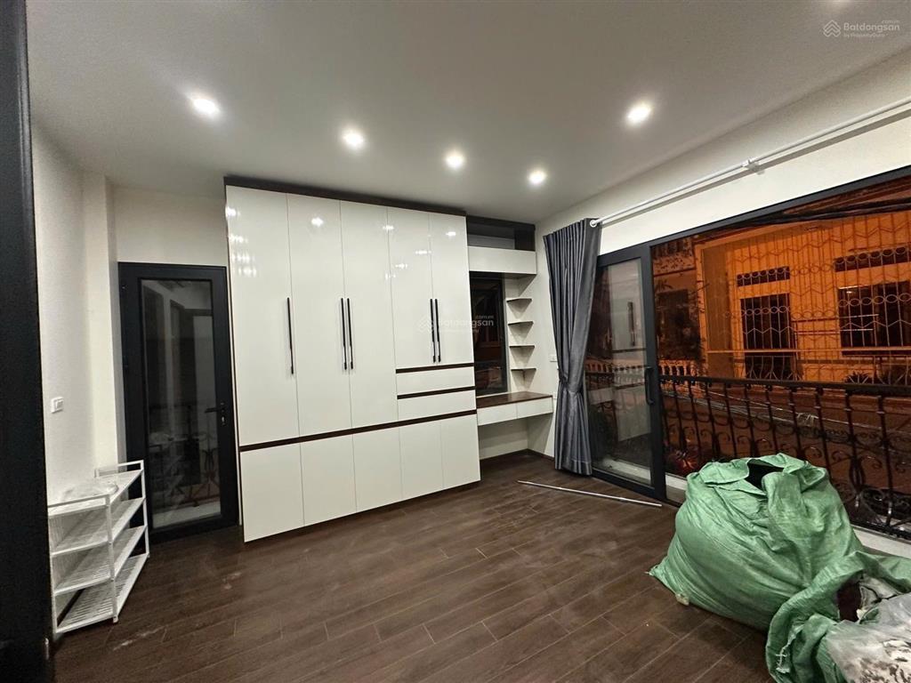 Cho thuê nhà mặt phố đại an văn quán  hà đông  lô góc 2 mặt phố  full nội thất  40m2  5 tầng
