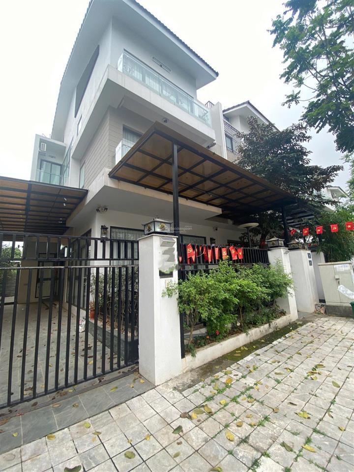 Cho thuê biệt thự vip kđt đô nghĩa, hà đông, 200m, full nội thất đẹp, sân rộng, 28 triệu/tháng