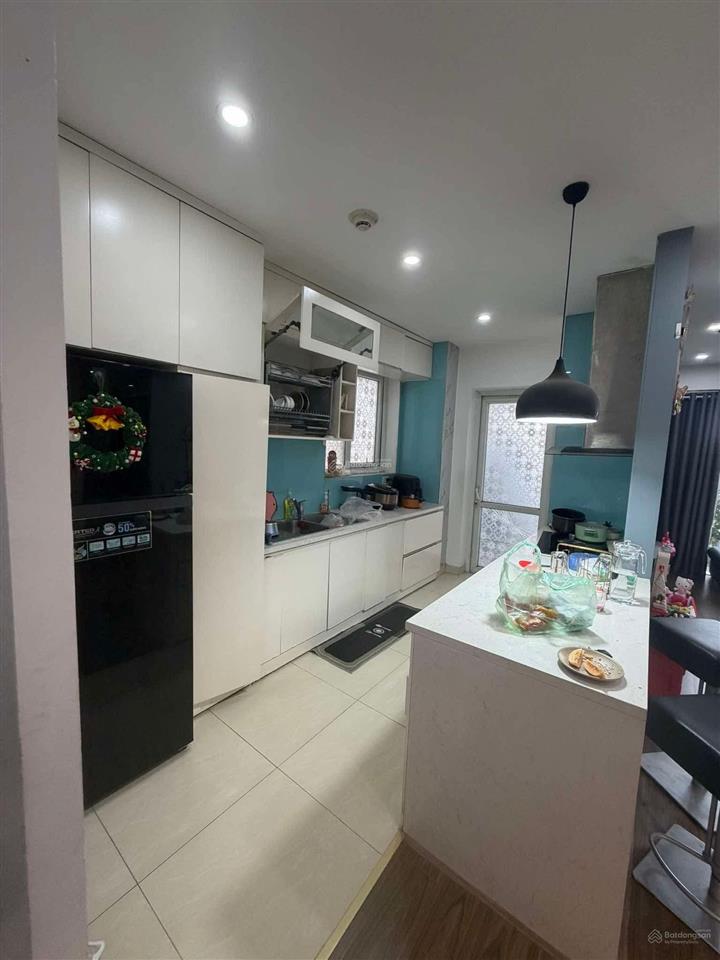 Cho thuê căn hộ chung cư 3pn, 2wc, 110m2, 13 triệu, tại văn quán, hà đông, giá tốt