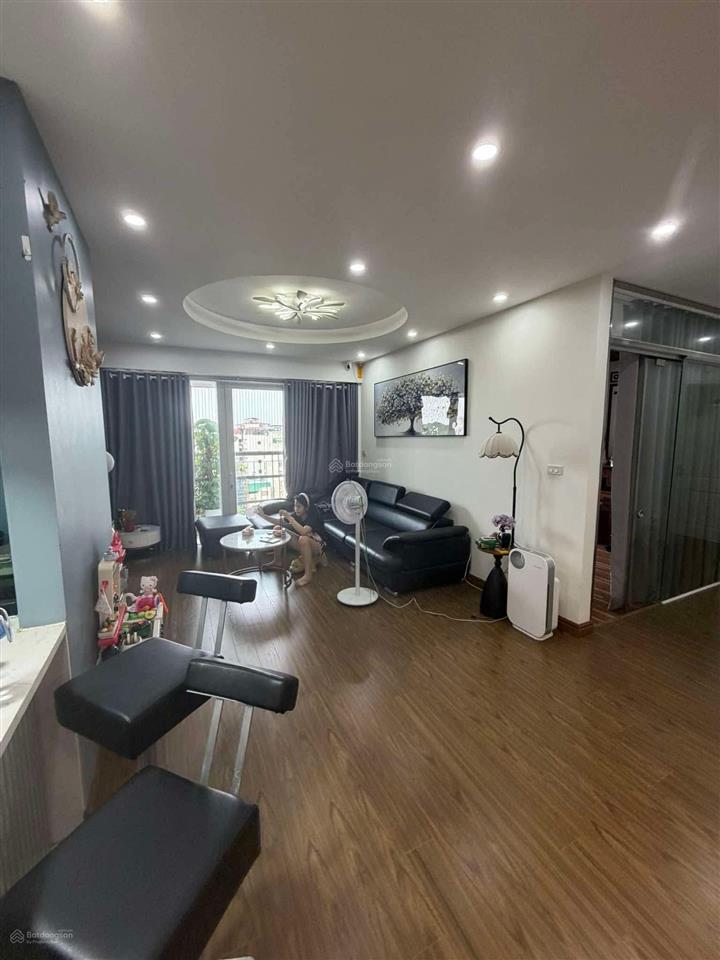 Cho thuê căn hộ chung cư 3pn, 2wc, 110m2, 13 triệu, tại văn quán, hà đông, giá tốt