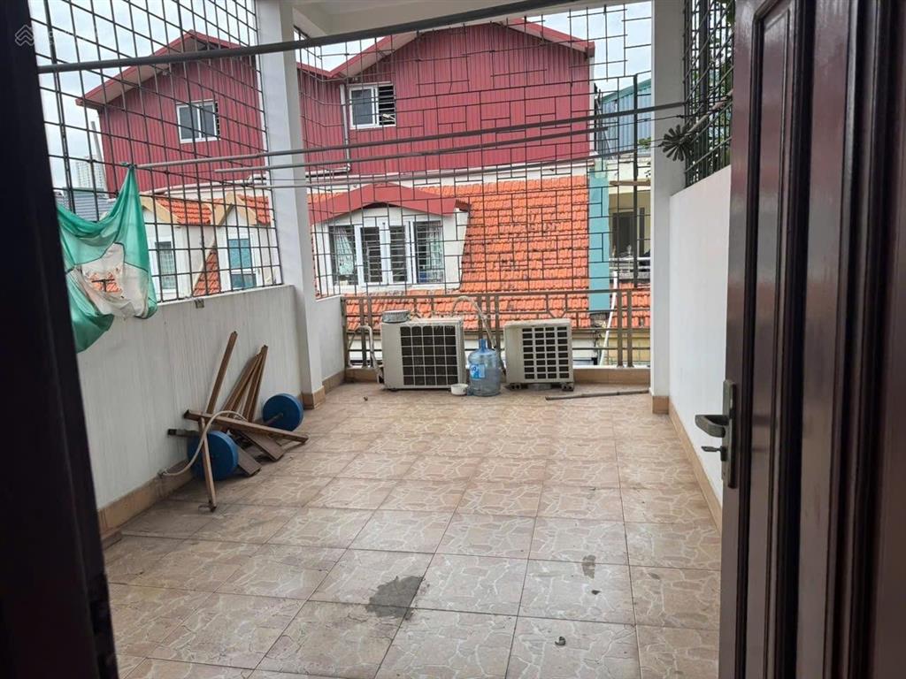 Cho thuê gấp nhà phố kinh doanh, văn phòng, mặt ngõ 8 lê trọng tấn hà đông, ô tô, 45m, giá 12tr