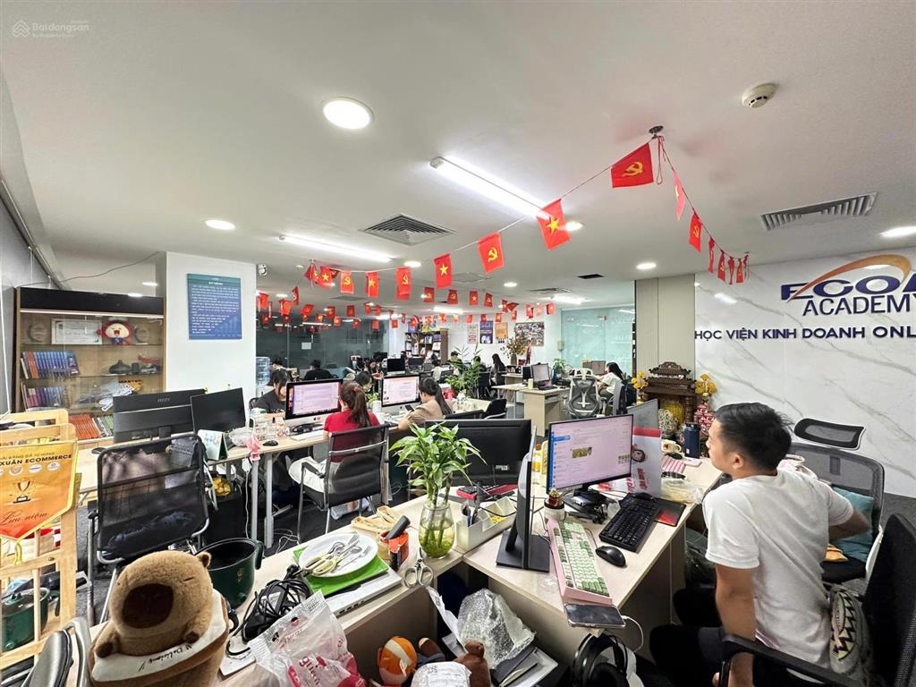 Cho thuê sàn văn phòng adi building ,vạn phúc, hà đông , 190m , 4050 nhân sự , 45tr/tháng
