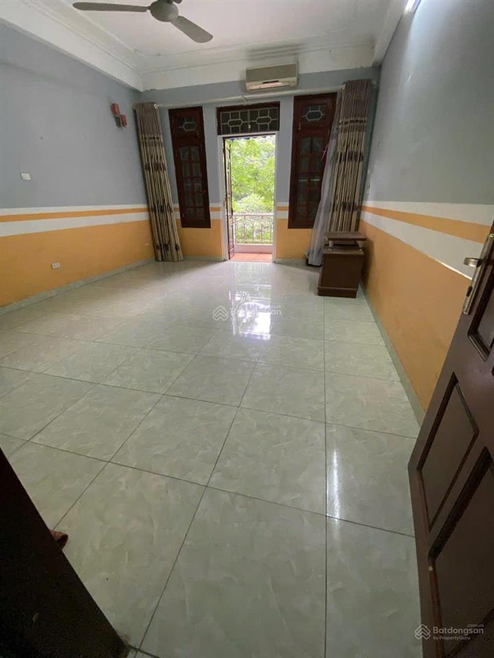 Cho thuê liền kề vạn phúc, hà đông, 60m2, 5 tầng, ô tô tránh, vỉa hè, 15 triệu/tháng