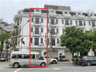 Cho thuê liền kề vip luxury kiến hưng  hà đông  61m  5 tầng đường 30m  giá chỉ 9 triệu/tháng