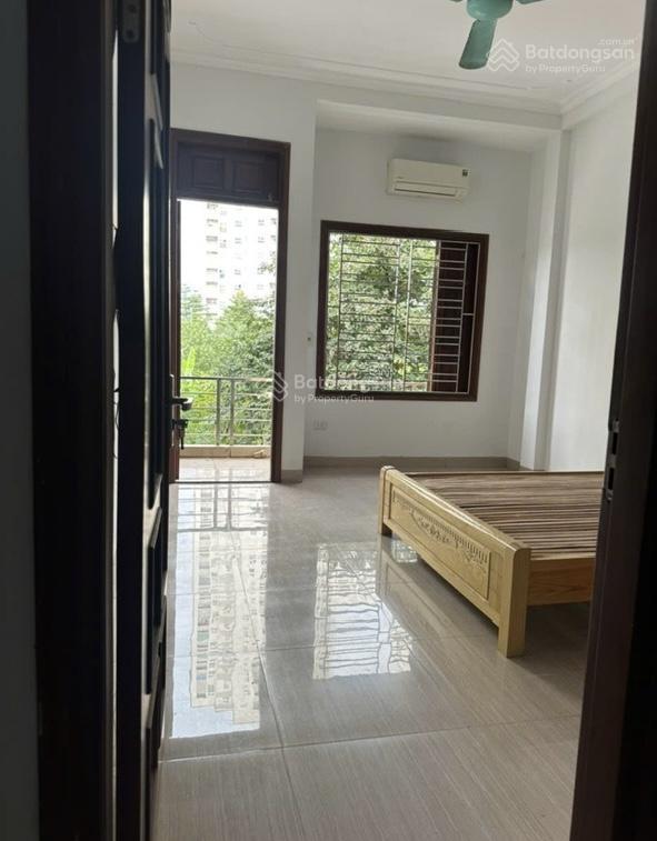 Cho thuê nguyên căn phân lô vỉa hè, mậu lương kiến hưng, hà đông, 50m2, 4 tầng, chỉ 10 triệu/tháng