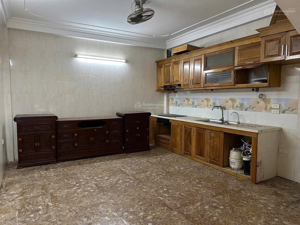 Cho thuê nhà phân lô la khê  hà đông  4 tầng ô tô tránh vỉa hè rộng chỉ 12,5 triệu/tháng