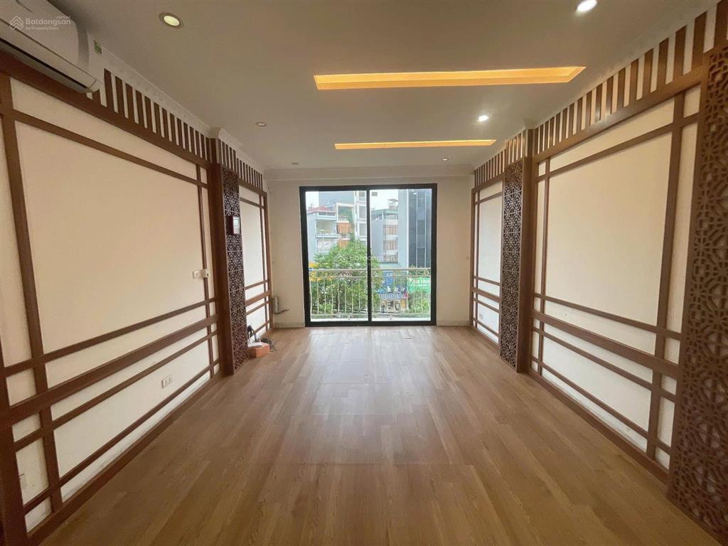 Cho thuê nhà 7 tầng mặt phố hà trì, hà đông, thang máy, đường 30m kinh doanh đỉnh, giá 23tr/tháng