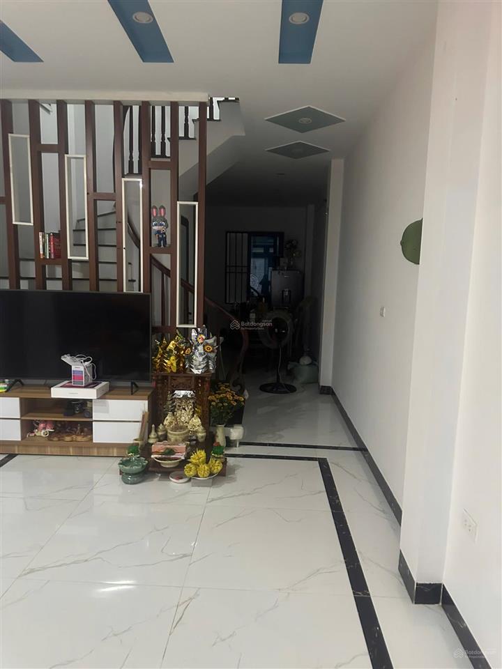 Cho thuê nhà nguyên căn đa sỹ hà đông, 40m, 4 tầng, 4 phòng ngủ, nhà mới đẹp, 11tr/tháng