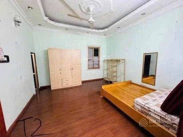 Cho thuê nhà nguyên căn bà triệu hà đông, 41m, 3 ngủ, ô tô đỗ cửa, giá 12tr/tháng