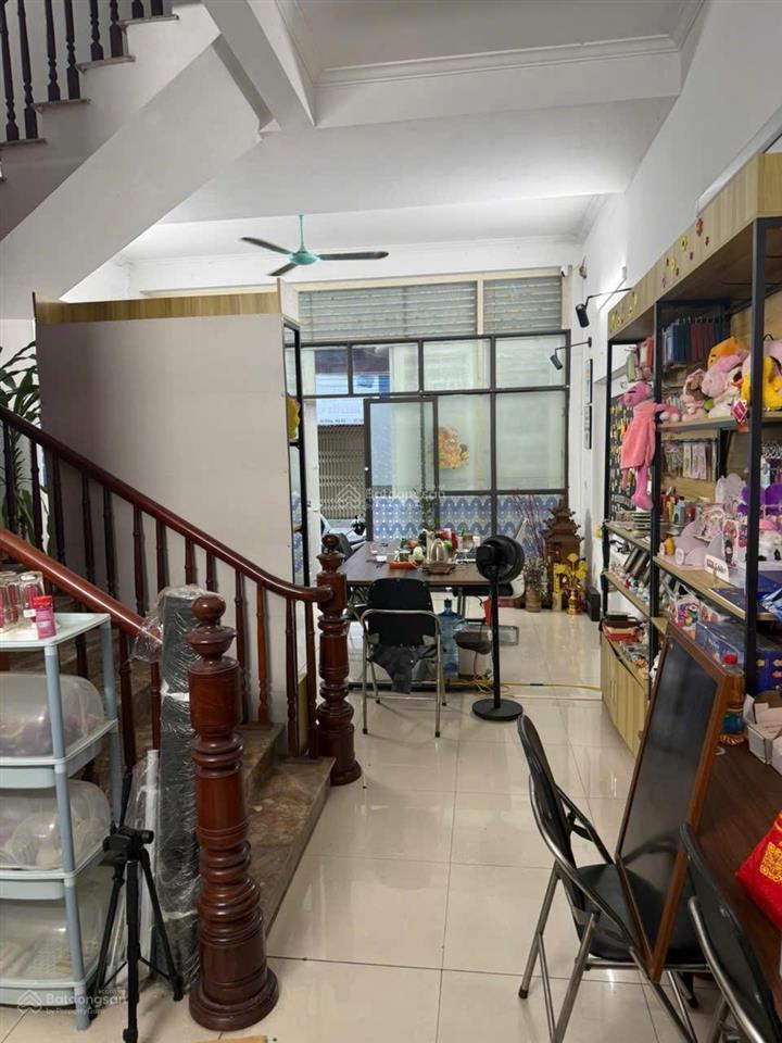 Cho thuê nhà văn phú, hà đông, ô tô tránh, mặt tiền 5,5m, 4 tầng, văn phòng, 15 triệu/tháng