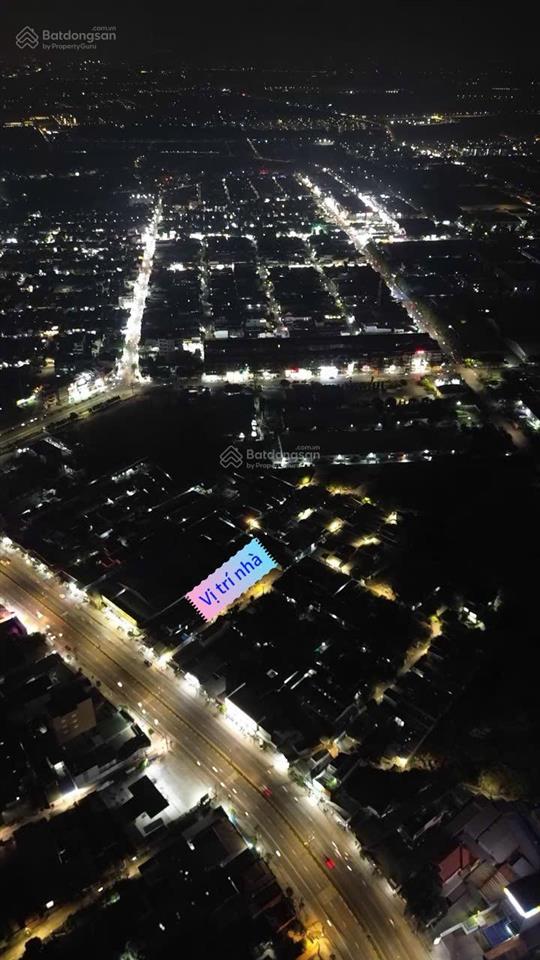 Bán nhà phố liền kề ngang 6m cực hiếm chỉ 30m ra quốc lộ 13 trung tâm bến cát sổ hồng riêng