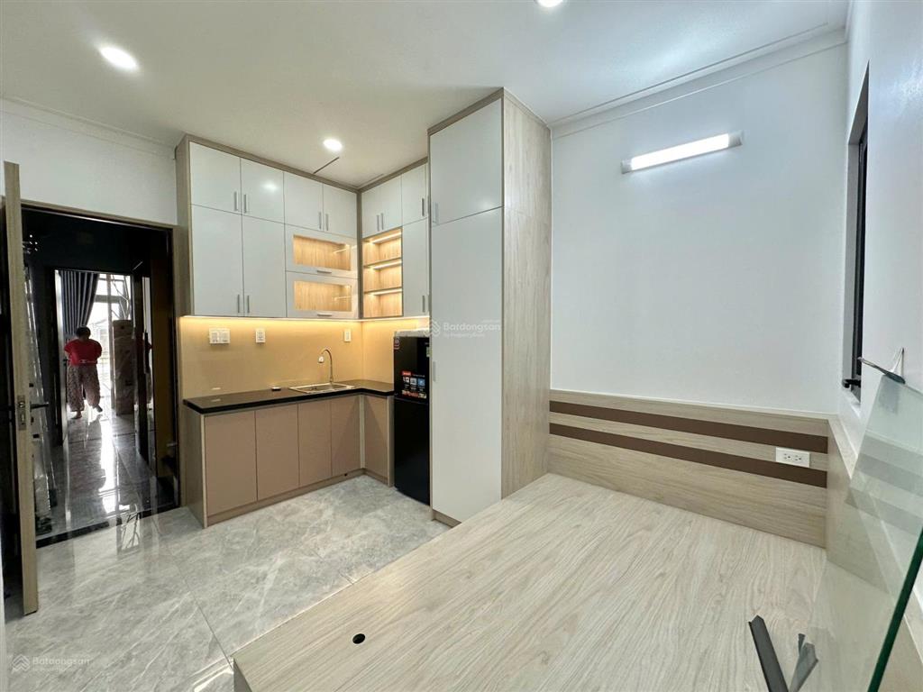 Chính chủ cho thuê căn hộ dịch vụ mini mt lê quang định nhà mới xây, nội thất cao cấp 100%