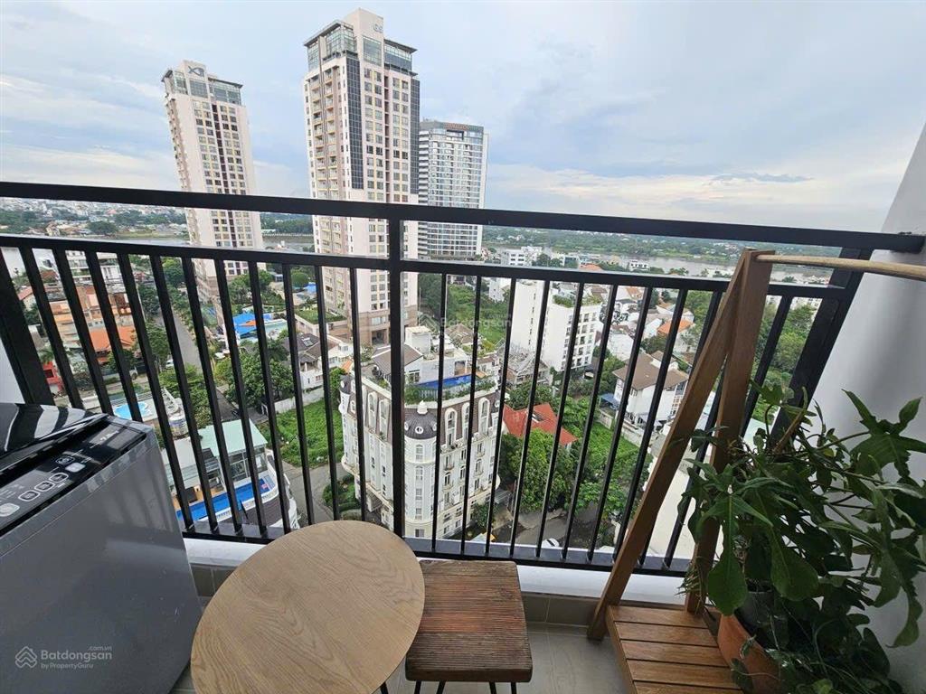 Tôi là chủ nhà cần bán căn hộ 1pn đẹp tại cc thủ thiêm sky thảo điền