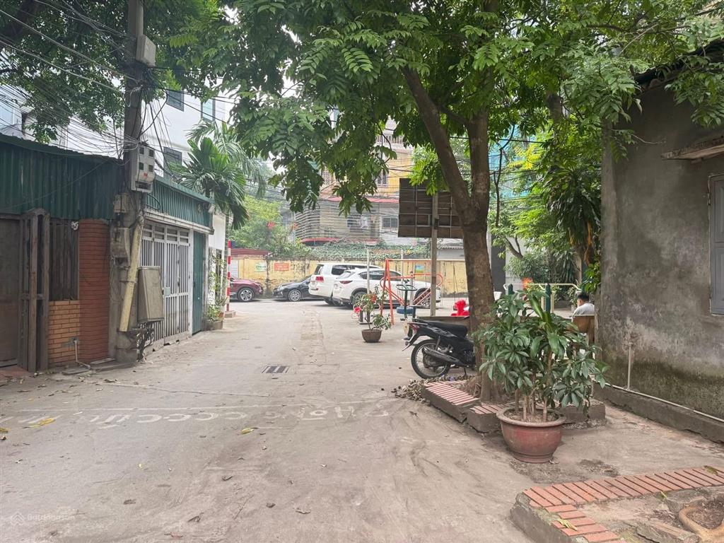 Bán mảnh đất khuất duy tiến , ô tô tránh , kinh doanh , 40m2 , 3,65mt ,giá 13ty2 0962 039 ***