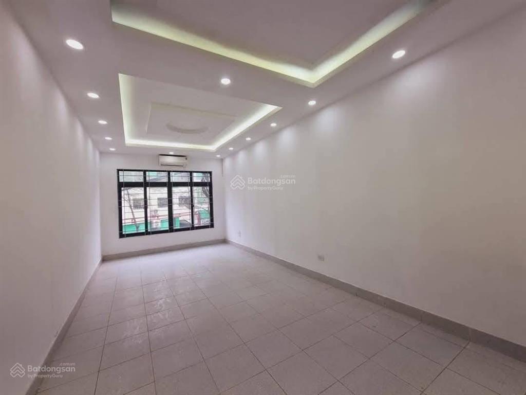 Bán căn nhà mặt phố kim mã , 22m2 , 5 tầng , 4mt giá 13ty5  0962 039 ***