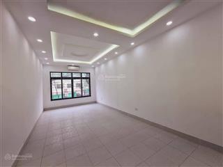 Bán căn nhà mặt phố kim mã , 22m2 , 5 tầng , 4mt giá 13ty5  0962 039 ***
