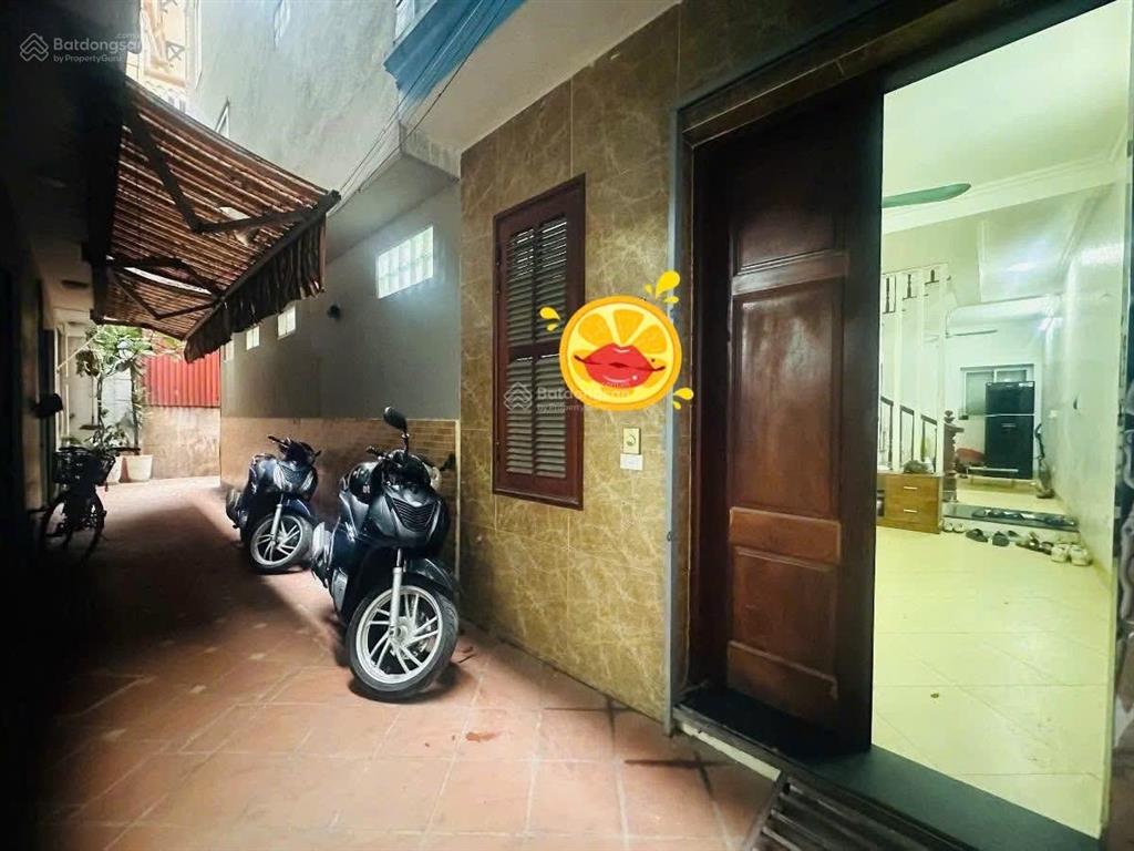 Bán nhà mặt ngõ 277 xuân đỉnh , 38m2 ,5 tầng , 8ty5 , gần phố  0962 039 ***