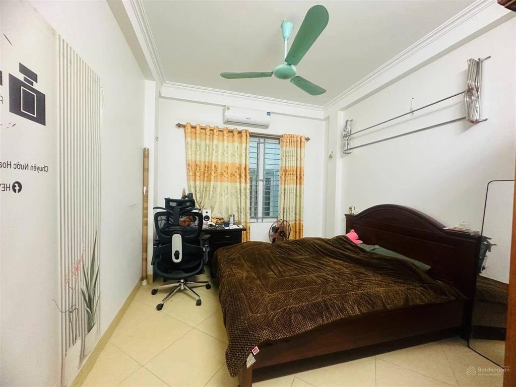 Bán nhà mặt ngõ 277 xuân đỉnh , 38m2 ,5 tầng , 8ty5 , gần phố  0962 039 ***