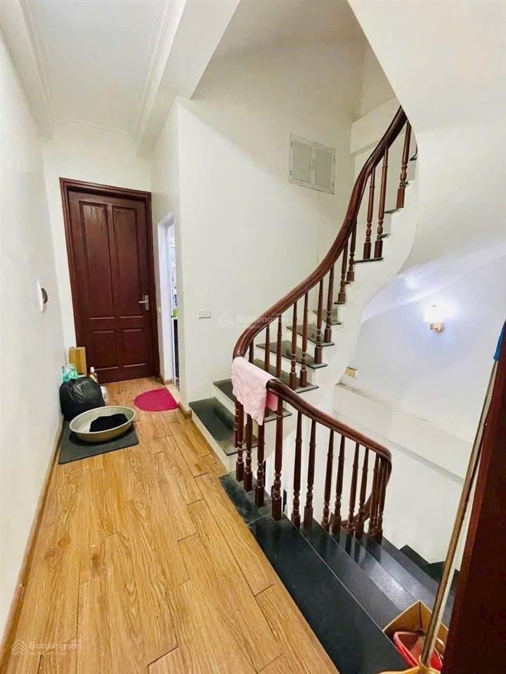 Bán nhà mặt ngõ xuân đỉnh ,gần phố , 38m2 , 5 tầng , 8ty5 , gần ciputra ,  0962 039 ***