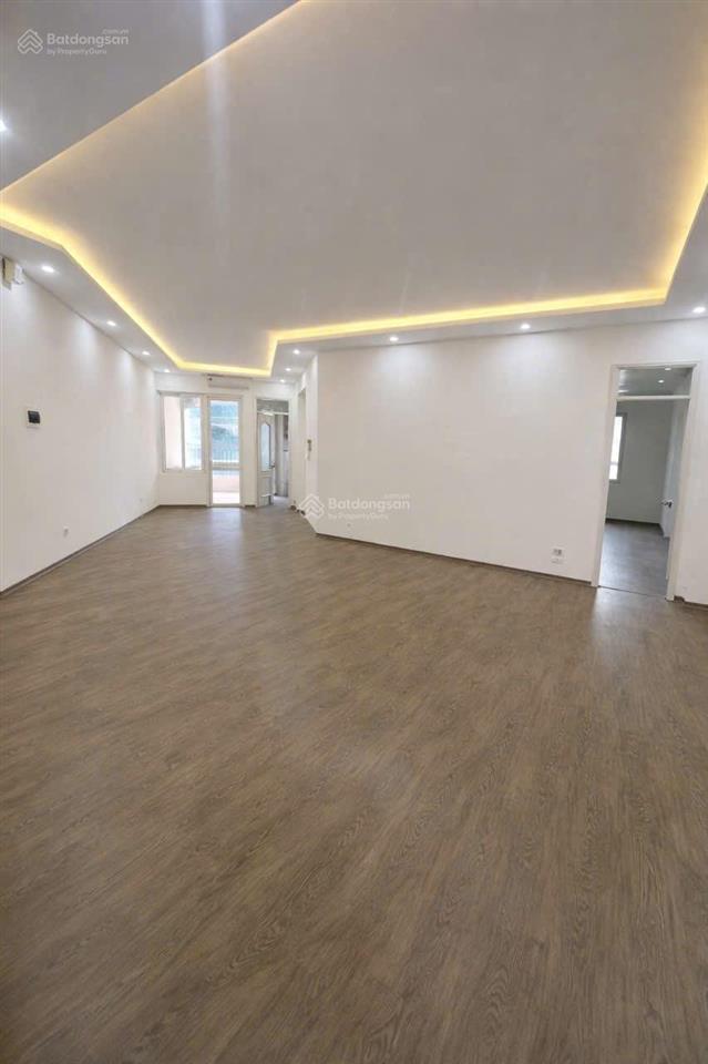 Bán căn hộ 17t5 hoàng đạo thuý , cầu giấy , 151m , 3 ngủ , 3vs , 65tr/m2 ,  0962 039 ***