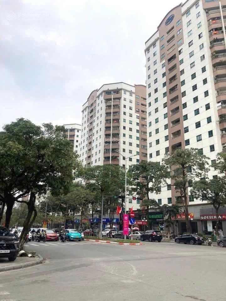 Bán căn hộ 17t5 hoàng đạo thuý , cầu giấy , 151m , 3 ngủ , 3vs , 65tr/m2 ,  0962 039 ***