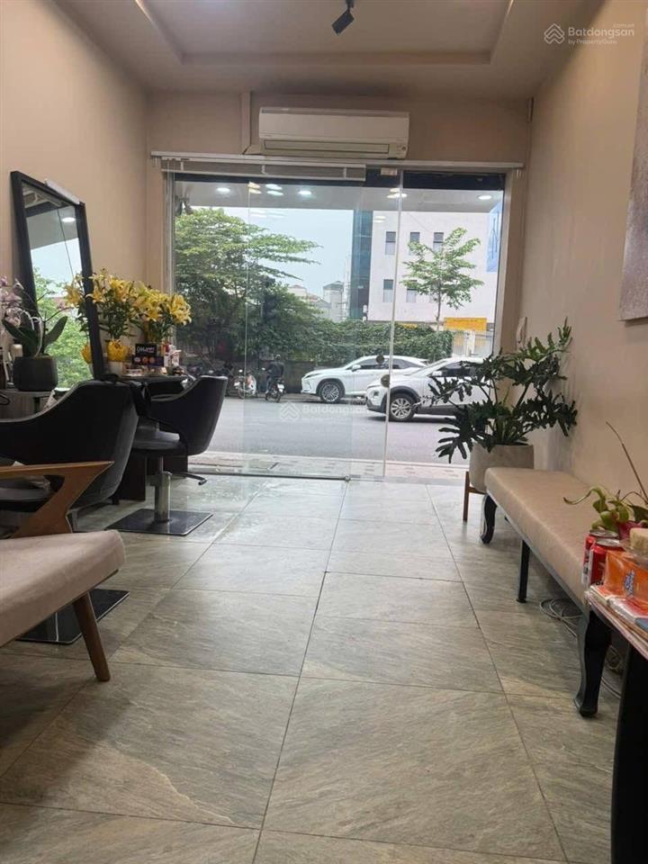 Bán mặt phố giảng võ , kinh doanh 30m2 , 5 tầng , 3.2mt , 16ty5  0962 039 ***