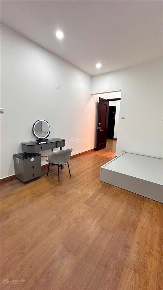 Chính chủ bán căn hộ 204  tòa 57 vũ trọng phụng, nhân chính, thanh xuân,  0962 039 ***