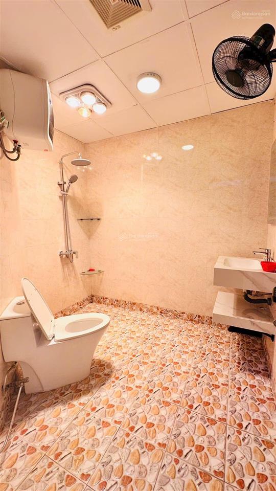 Chính chủ bán căn hộ 204  tòa 57 vũ trọng phụng, nhân chính, thanh xuân,  0962 039 ***