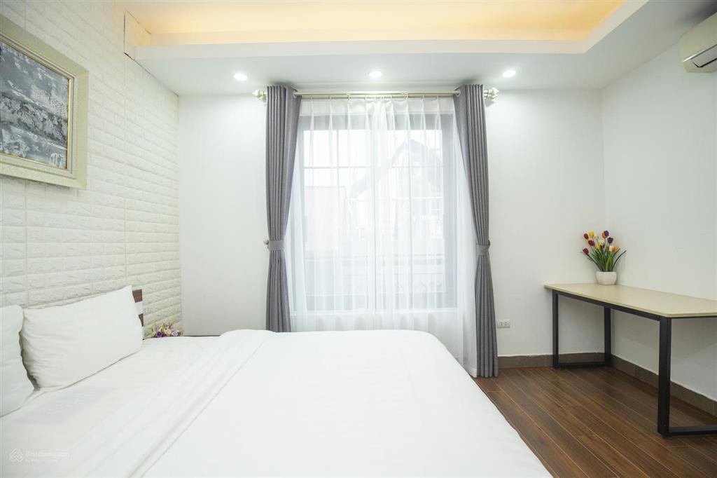 Cho thuê căn hộ dịch vụ 1pn đào tấn, ba đình full nội thất mới view cực đẹp