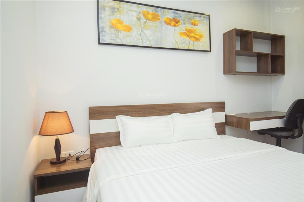 Cho thuê căn hộ dịch vụ 1pn đào tấn, ba đình full nội thất mới 100%, view cực đẹp