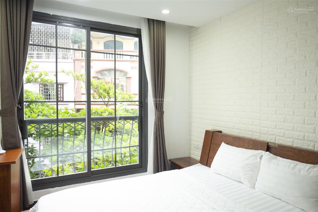 Cho thuê căn hộ dịch vụ 1pn đào tấn, ba đình full nội thất mới view cực đẹp