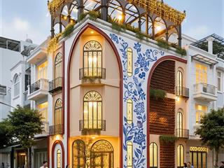 Bán nhà riêng trung tâm quận 1, dt 55,5m², mặt tiền 6m, đường 5,5m.  chính chủ 0913 811 ***