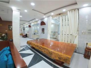 Chính chủ cho thuê nhà 12x25m, 1 trệt 2 lầu  full nội thất, vị trí đẹp gần chợ, trường, bệnh viện