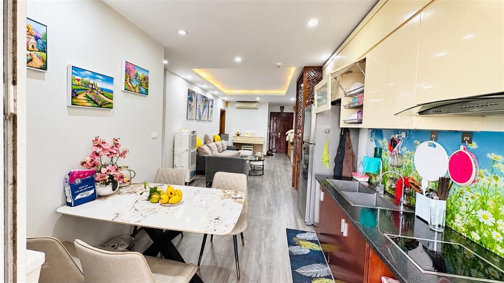 Chính chủ bán căn hộ 3pn gemek 1 giá chỉ hơn 3 tỉ