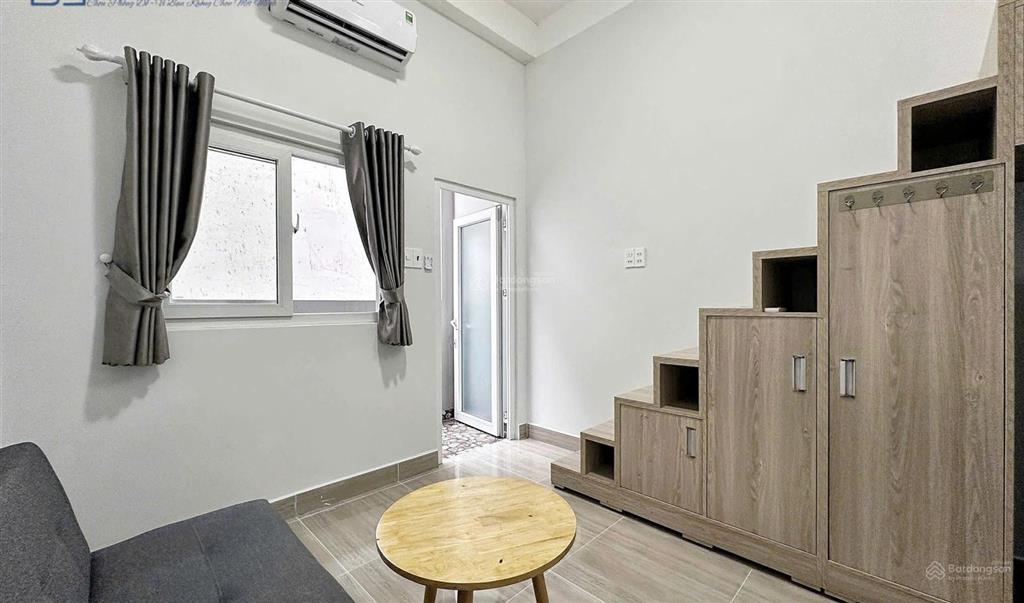 Nhượng lại phòng thuê nửa cọc có tl, cọc 7tr, hđt 3/2027, đầy đủ nội thất, có ban công