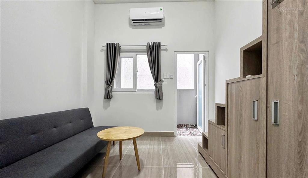 Nhượng lại phòng thuê nửa cọc có tl, cọc 7tr, hđt 3/2027, đầy đủ nội thất, có ban công