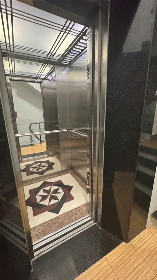 (bán gấp) building phố trung tâm cầu giấy ngõ phân lô vỉa hè 82m2 7 tầng thang máy 43 tỷ