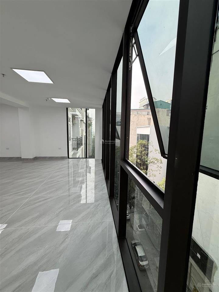 (bán gấp) nhà mặt phố quận cầu giấy 7 tầng thông sàn văn phòng mặt tiền rộng 6,6m giá tốt 510tr/m2