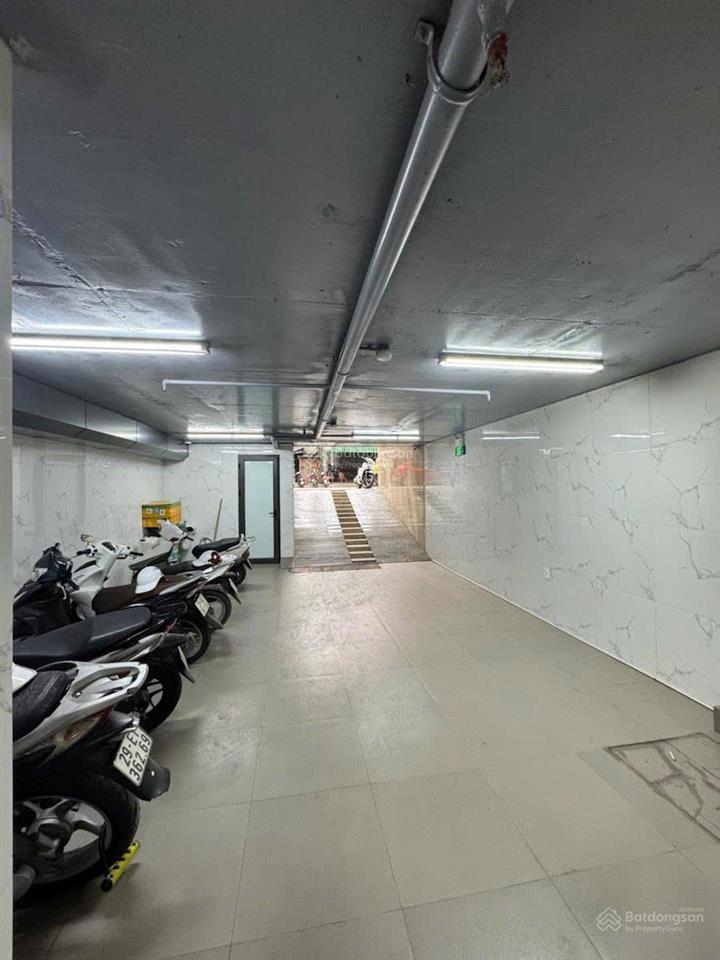 Thanh xuâncần bán tòa building mặt phố 120m2 9 tầng có hầm mới tinh đầy đủ gpxd hoàn công pccc