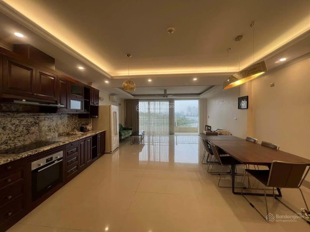 Nhà mặt phố nhật chiêu hồ tây dt106m2 5 tầng thông sàn có hầm mặt tiền 7m tài sản giá trị lâu dài