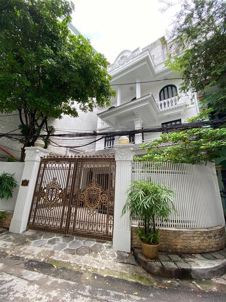 Bán biệt thự cầu giấy 188m2 hơn 11m mặt tiền ngõ nông yên tĩnh ô tô tránh 68 tỷ