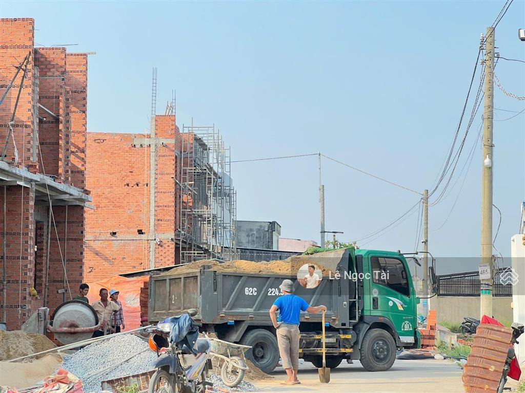 Đất đức hoà hạ sát trường nguyễn văn phú dt 5x21m cách tl 10 chỉ 300m giá 1ty2