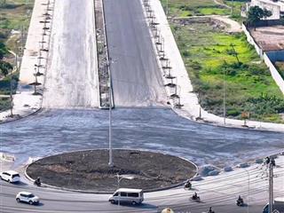 Đất đất sát 823d dt 5x21m sổ sẵng công chứng liền 550tr