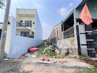 Đất đức hoà thượng sát ngã 5 dt 5x30m giá 1ty050