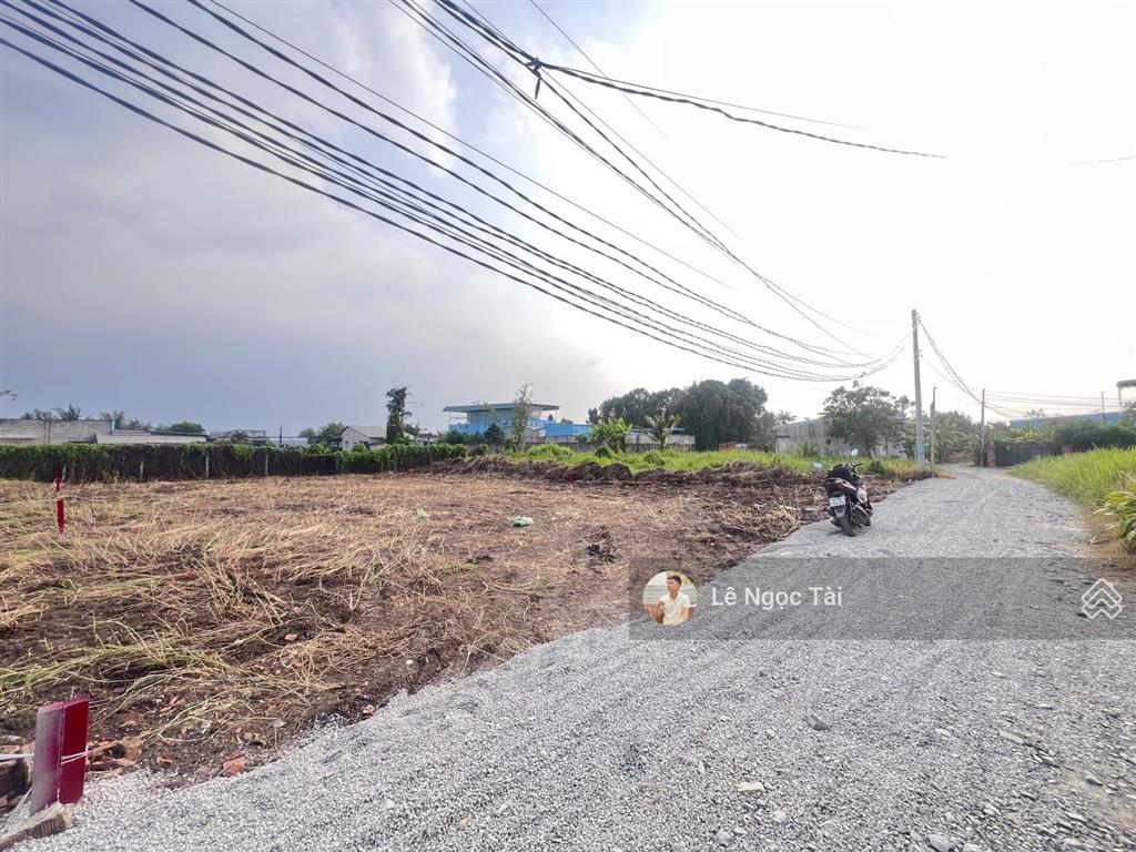 Đất xây nhà trọ 12,3x32m giá 2tỷ799, sát kcn tân đức