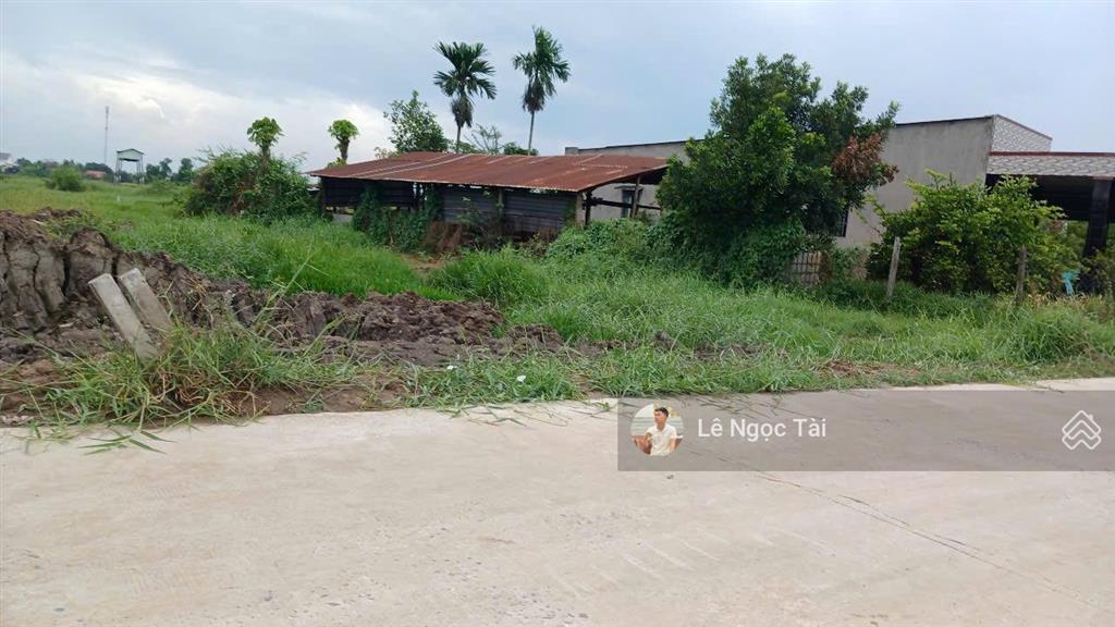 Bán đất sát kcn đức hoà 3 giá ngộp 5x30m giá 890tr