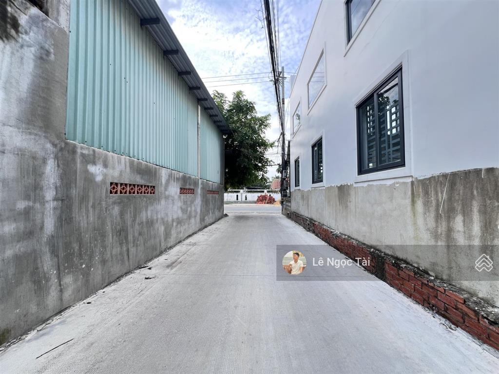Đất thổ cư 6x32m giá 680tr đường ô tô sát cv võ văn tần