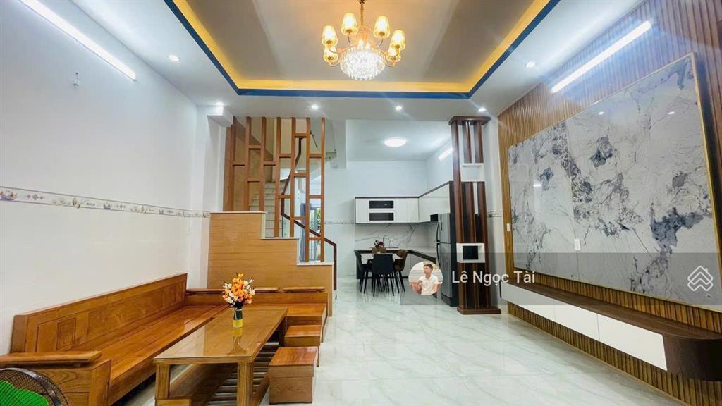 Nhà thị trấn giá ngộp 5x26m giá 2tỷ1