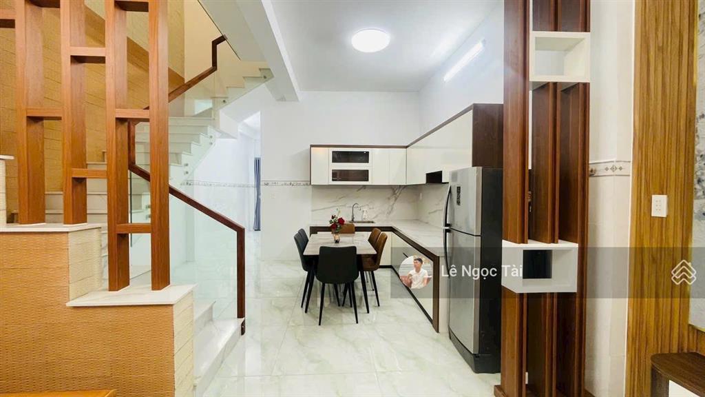 Nhà thị trấn giá ngộp 5x26m giá 2tỷ1